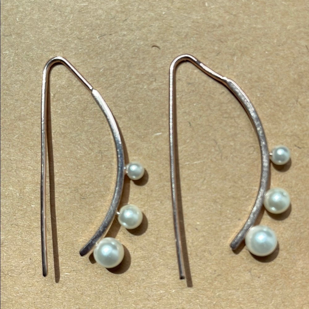 Rose Gold Color Pearl Earings - Picture 7 of 10